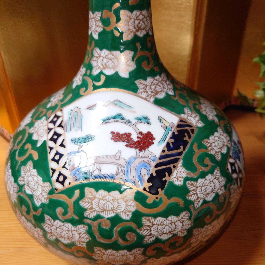 清乾隆年製 黄釉 青花 纏枝蓮紋 貫耳瓶 古美術 高さ42CM 横25CM 清乾隆年 つたわる 黄釉 青花 纏枝蓮紋 貫耳瓶 古美術 高さ42CM